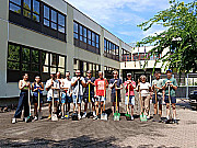 Beadtuk a Klímavédelmi pályázatot, ősszel sok munkát végeztünk a kertben